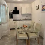 Διαμέρισμα By The Sea Korcula - 9158